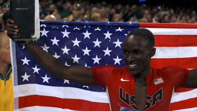 Američan Will Claye jako první skokan po 76 letech dokázal na jedné olympiádě vybojovat medaili v dálce i trojskoku Američan Will Claye jako první skokan po 76 letech dokázal na jedné olympiádě vybojovat medaili v dálce i trojskoku