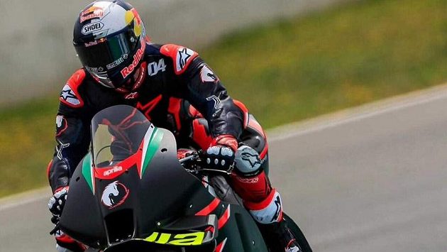 Andrea Dovizioso bude v této sezoně testovat pro Aprillii. Andrea Dovizioso bude v této sezoně testovat pro Aprillii.