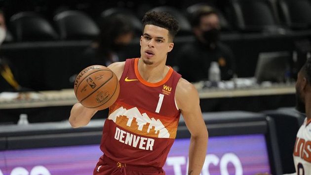Basketbalista Michael Porter prodloužil o pět let nováčkovskou smlouvu s Denverem. Basketbalista Michael Porter prodloužil o pět let nováčkovskou smlouvu s Denverem.