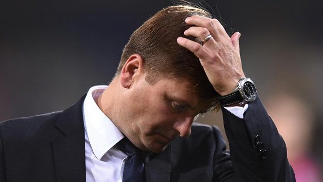 Dušan Uhrin po odvetném utkání 3. předkola Evropské ligy s Ploještí. Dušan Uhrin po odvetném utkání 3. předkola Evropské ligy s Ploještí.