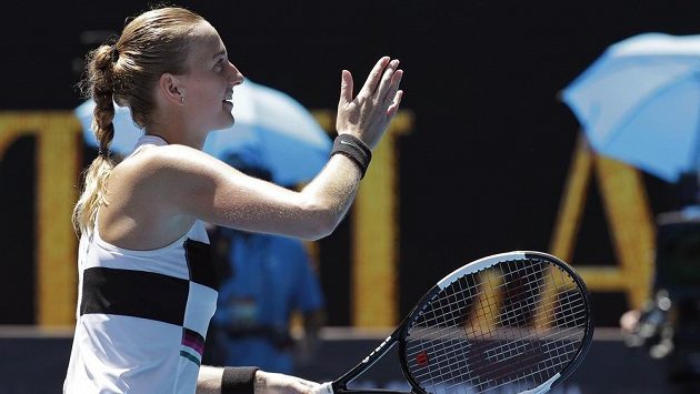 Petra Kvitová postupuje do čtvrtfinále. Petra Kvitová postupuje do čtvrtfinále.