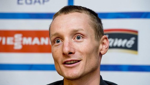 Biatlonista Ondřej Moravec před zahájením sezóny. Biatlonista Ondřej Moravec před zahájením sezóny.