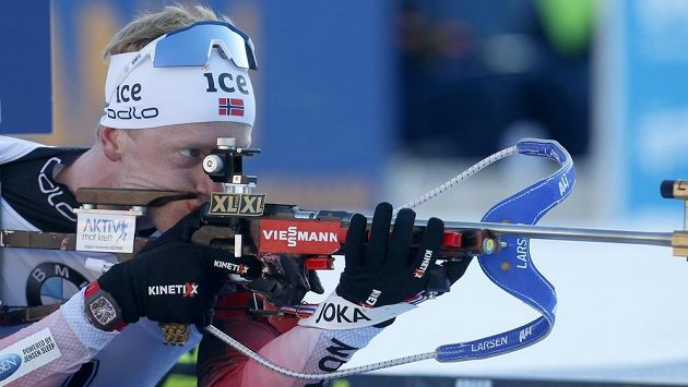 Johannes Thingnes Boe z Norska během vytrvalostního závodu na 20 km v Pokljuce. Johannes Thingnes Boe z Norska během vytrvalostního závodu na 20 km v Pokljuce.