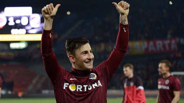 Lukáš Vácha se raduje z loňského vítězství nad Plzní. Lukáš Vácha se raduje z loňského vítězství nad Plzní.
