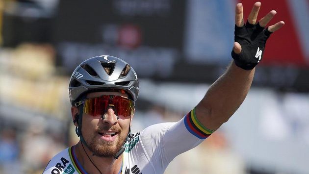 Peter Sagan slaví vítězství ve 2. etapě letošního ročníku Tour de France. Peter Sagan slaví vítězství ve 2. etapě letošního ročníku Tour de France.