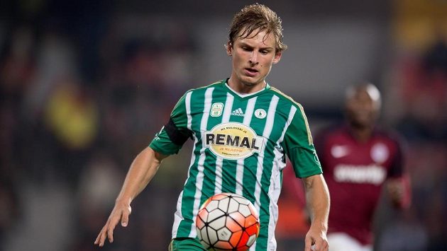 Michal Hubínek ještě v dresu Bohemians během utkání na Spartě. Michal Hubínek ještě v dresu Bohemians během utkání na Spartě.