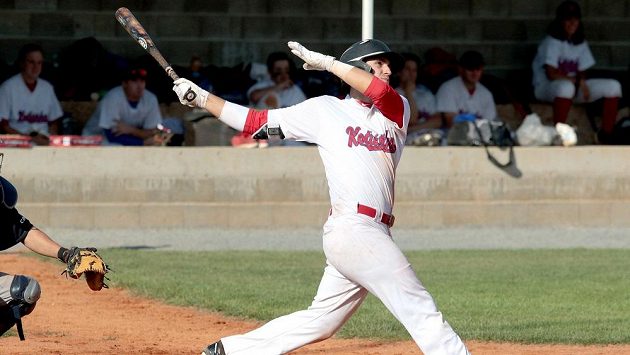 Baseballisté Kotlářky při sobotních zápasech s Hrochy Brno nejprve prohráli 1:4, a poté vyhráli 12:0. Baseballisté Kotlářky při sobotních zápasech s Hrochy Brno nejprve prohráli 1:4, a poté vyhráli 12:0.