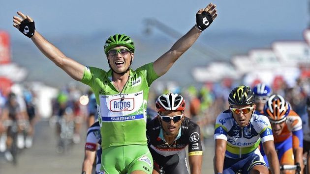 Německý cyklista John Degenkolb se raduje ze svého triumfu v sedmé etapě Vuelty Německý cyklista John Degenkolb se raduje ze svého triumfu v sedmé etapě Vuelty
