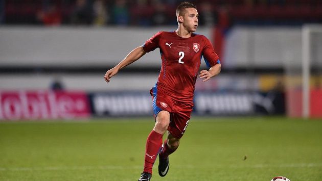 Obránce Pavel Kadeřábek by v reprezentaci rád svedl souboj s nizozemskou hvězdou Arjenem Robbenem. Obránce Pavel Kadeřábek by v reprezentaci rád svedl souboj s nizozemskou hvězdou Arjenem Robbenem.