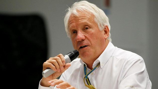 Ředitel závodů formule 1 Charlie Whiting zemřel nečekaně na plicní embolii. Ředitel závodů formule 1 Charlie Whiting zemřel nečekaně na plicní embolii.