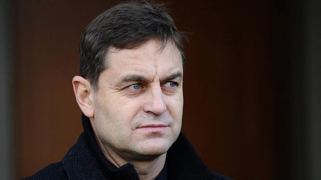 Viceprezident ČSLH Petr Bříza. Viceprezident ČSLH Petr Bříza.