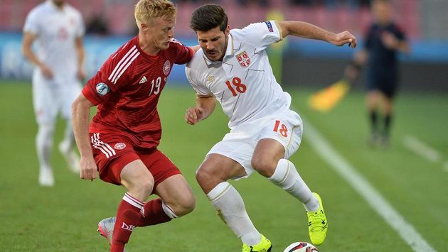 (Vlevo) Jens Jonsson z Dánska a Miloš Jojič ze Srbska. (Vlevo) Jens Jonsson z Dánska a Miloš Jojič ze Srbska.