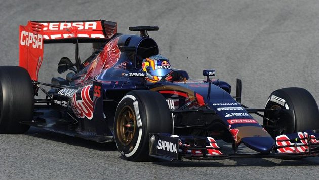 Carlos Sainz jr. za volantem vozu Toro Rosso. Carlos Sainz jr. za volantem vozu Toro Rosso.