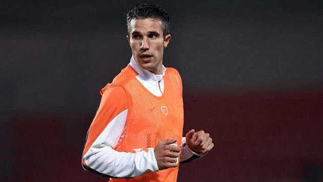 Nizozemský útočník Robin Van Persie na tréninku. Nizozemský útočník Robin Van Persie na tréninku.