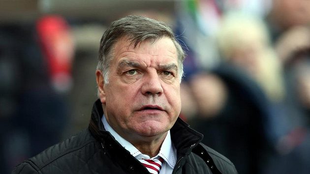 Nový trenér anglické fotbalové reprezentace Sam Allardyce. Nový trenér anglické fotbalové reprezentace Sam Allardyce.