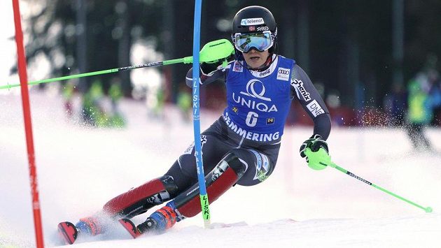Norské lyžařce Nině Haverové-Lösethové skončila po pádu při slalomu v Semmeringu sezona. Norské lyžařce Nině Haverové-Lösethové skončila po pádu při slalomu v Semmeringu sezona.