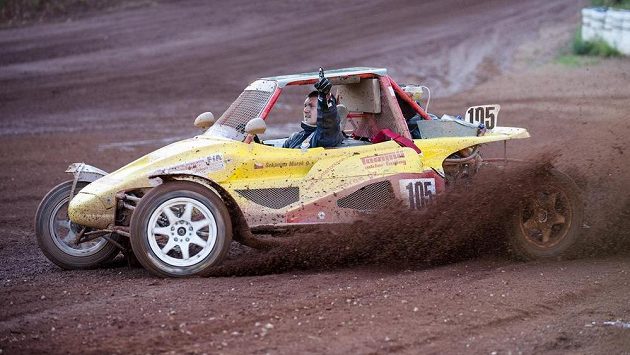 Vítěz v divizi Buggy 1600 Marek Sekanina. Vítěz v divizi Buggy 1600 Marek Sekanina.