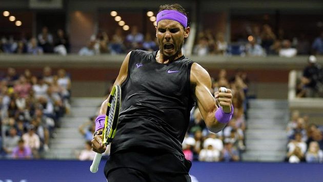 Rafael Nadal v osmifinále US Open proti Marinu Čiličovi. Rafael Nadal v osmifinále US Open proti Marinu Čiličovi.