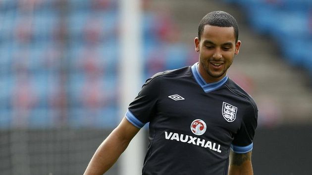 Theo Walcott na tréninku anglické reprezentace Theo Walcott na tréninku anglické reprezentace