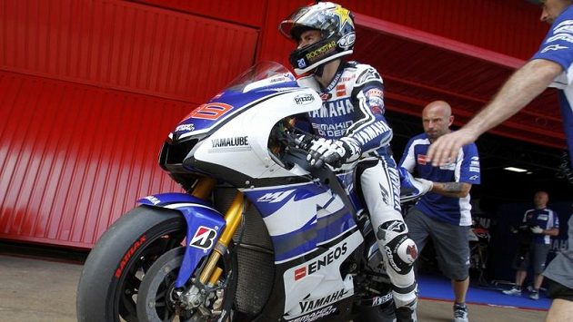 Jorge Lorenzo bude i nadále jezdit s Yamahou Jorge Lorenzo bude i nadále jezdit s Yamahou