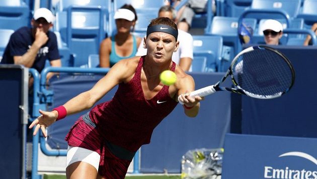 Lucie Šafářová v Cincinnati přehrála Venus Williamsovou. Lucie Šafářová v Cincinnati přehrála Venus Williamsovou.
