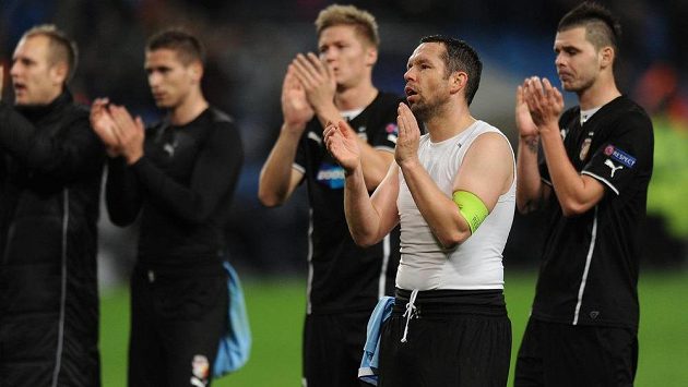 Plzeňští fotbalisté z pondělního losu Evropské ligy ani trochu nadšení nejsou. Plzeňští fotbalisté z pondělního losu Evropské ligy ani trochu nadšení nejsou.