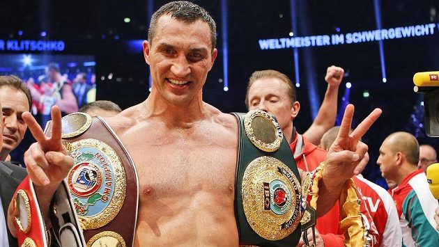 Vladimir Kličko, šampión organizací IBF, WBA, WBO a IBO s mistrovskými pásy. Vladimir Kličko, šampión organizací IBF, WBA, WBO a IBO s mistrovskými pásy.