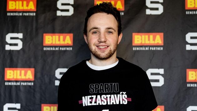 Tomáš Šmerha vyměnil Slavii za Spartu, teď ale míří zpět. Tomáš Šmerha vyměnil Slavii za Spartu, teď ale míří zpět.