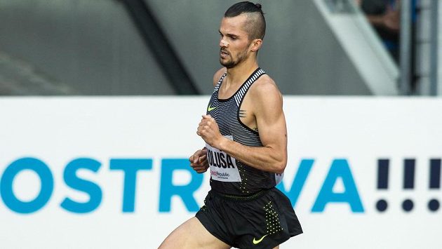 Mílař Jakub Holuša během atletického mítinku Zlatá tretra 2016. Mílař Jakub Holuša během atletického mítinku Zlatá tretra 2016.