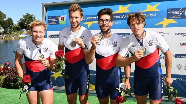 Úspěšná mladá česká párová čtyřka Daniel Nosek, Tomáš Šišma, Dalibor Neděla a Filip Zima. Úspěšná mladá česká párová čtyřka Daniel Nosek, Tomáš Šišma, Dalibor Neděla a Filip Zima.