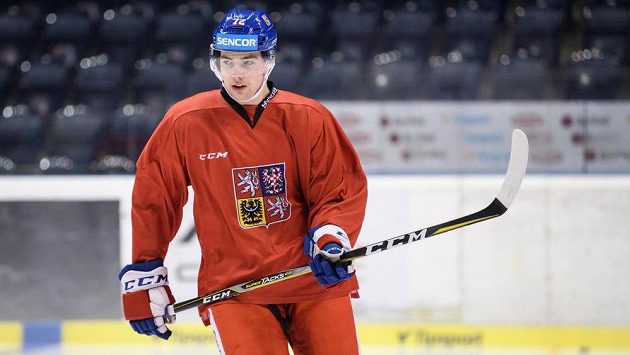 Filip Chytil během tréninku hokejové reprezentace. Filip Chytil během tréninku hokejové reprezentace.