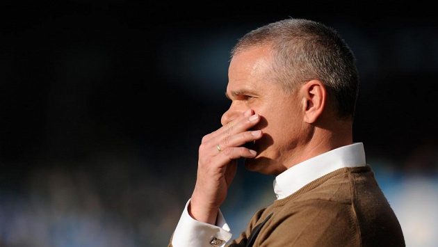 Trenér Sparty Vítězslav Lavička i po prohře s Libercem stále věří v zisk titulu. Trenér Sparty Vítězslav Lavička i po prohře s Libercem stále věří v zisk titulu.