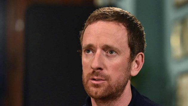 Sirt Bradley Wiggins při rozhovoru pro BBC. Sirt Bradley Wiggins při rozhovoru pro BBC.