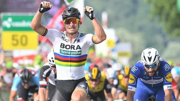 Slovenský cyklista Peter Sagan opět nenašel přemožitele. Slovenský cyklista Peter Sagan opět nenašel přemožitele.