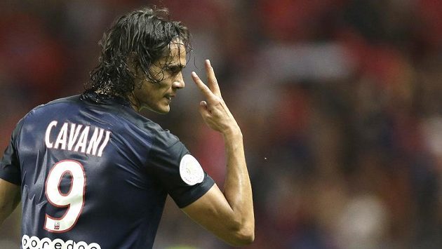 Útočník Paris St. Germain Edinson Cavani slaví svůj druhý gól v zápase proti Monaku. Útočník Paris St. Germain Edinson Cavani slaví svůj druhý gól v zápase proti Monaku.