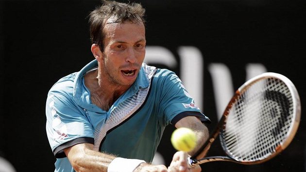Radek Štěpánek na světovou dvojku Novaka Djokoviče nestačil. Radek Štěpánek na světovou dvojku Novaka Djokoviče nestačil.