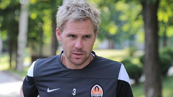 Český reprezentant Tomáš Hübschman na soustředění Šachtaru Doněck ve Spojených arabských emirátech. Český reprezentant Tomáš Hübschman na soustředění Šachtaru Doněck ve Spojených arabských emirátech.