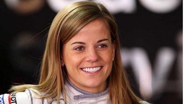 Susie Wolffová hlásí nástup do stáje Williams. Susie Wolffová hlásí nástup do stáje Williams.