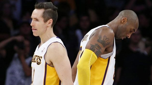 Kobe Bryant (vpravo) si opět zahraje Utkání hvězd NBA. Kobe Bryant (vpravo) si opět zahraje Utkání hvězd NBA.