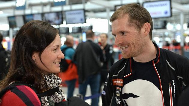 Čeští biatlonisté Veronika Vítková a Michal Šlesingr. Čeští biatlonisté Veronika Vítková a Michal Šlesingr.