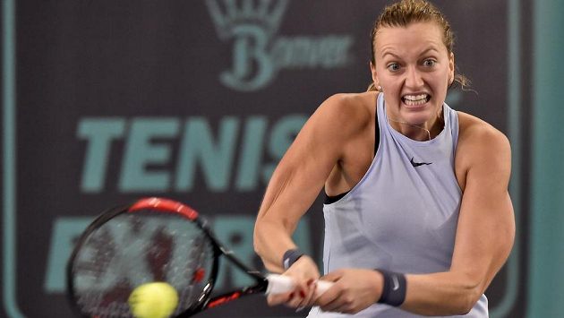 Petra Kvitová v utkání proti Karolíně Plíškové. Petra Kvitová v utkání proti Karolíně Plíškové.