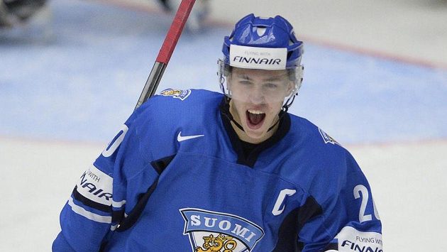 Finský kapitán hokejistů do 20 let Tero Teravainen Finský kapitán hokejistů do 20 let Tero Teravainen