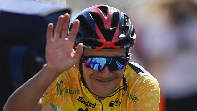 Ekvádorský cyklista Richard Carapaz uhájil v závodu Kolem Švýcarska celkové prvenství. Ekvádorský cyklista Richard Carapaz uhájil v závodu Kolem Švýcarska celkové prvenství.
