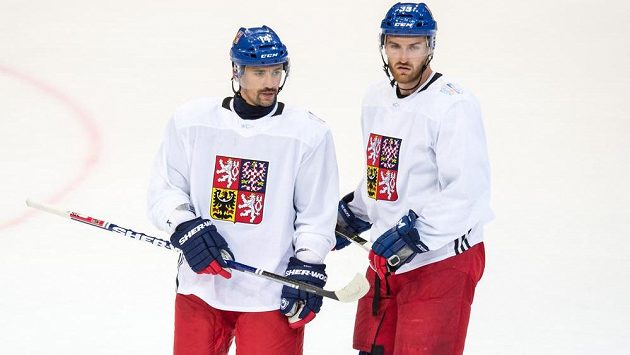 Tomáš Plekanec (vlevo) a obránce Jakub Nakládal. Tomáš Plekanec (vlevo) a obránce Jakub Nakládal.