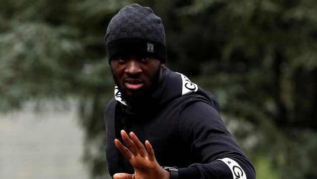 Francouzský záložník Lyonu Tanguy Ndombélé na snímku z listopadu. Francouzský záložník Lyonu Tanguy Ndombélé na snímku z listopadu.