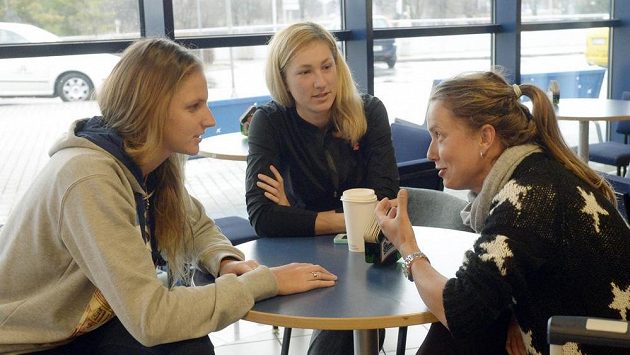 České tenistky (zleva) Karolína Plíšková, Denisa Allertová a Barbora Strýcová. České tenistky (zleva) Karolína Plíšková, Denisa Allertová a Barbora Strýcová.