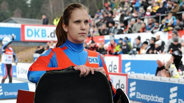 Česká sáňkařka Vendula Kotenová během Světového poháru v německém Altenbergu. Česká sáňkařka Vendula Kotenová během Světového poháru v německém Altenbergu.