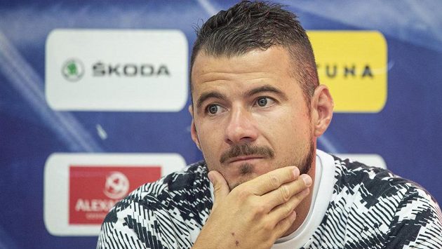 Zkušený mladoboleslavský fotbalista Daniel Pudil před úvodním utkáním 2. předkola fotbalové Evropské ligy s Ordabasy Šymkent. Zkušený mladoboleslavský fotbalista Daniel Pudil před úvodním utkáním 2. předkola fotbalové Evropské ligy s Ordabasy Šymkent.