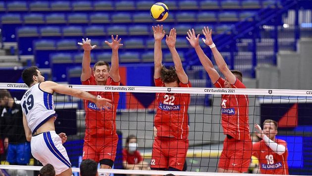 Zleva Daniele Lavia z Itálie, Michal Finger, Oliver Sedláček, Lukáš Vašina a Luboš Bartůněk z ČR. Zleva Daniele Lavia z Itálie, Michal Finger, Oliver Sedláček, Lukáš Vašina a Luboš Bartůněk z ČR.
