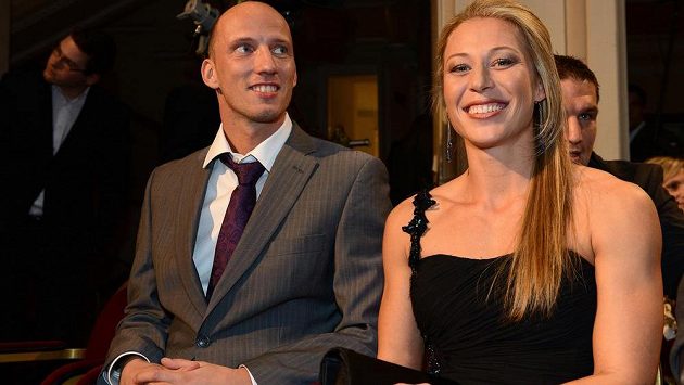 Jiřina Svobodová se svým manželem Petrem při vyhlášení ankety Atlet roku 2013. Jiřina Svobodová se svým manželem Petrem při vyhlášení ankety Atlet roku 2013.
